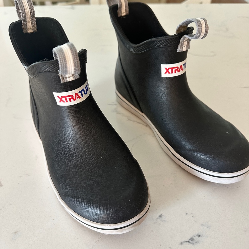 Kids Xtratuf Black Boots